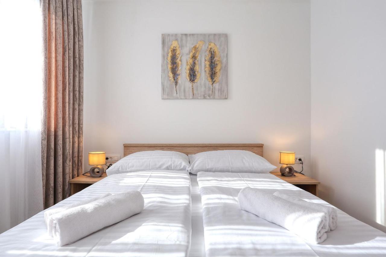 Apartments Perla With Free Parking Задар Екстер'єр фото